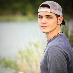 Meet your Posher, Bailey